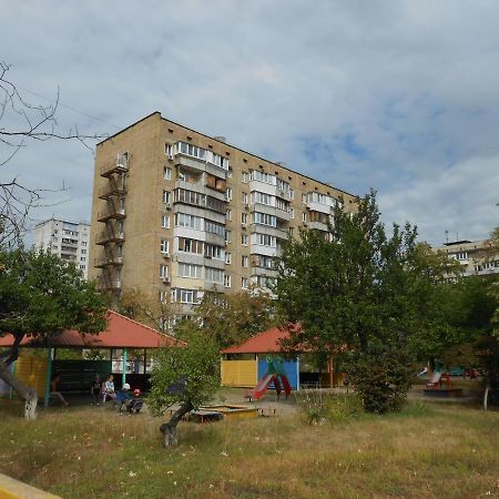 Однокомнатная Квартира Рядом С Метро Оболонь Kiev Exterior foto